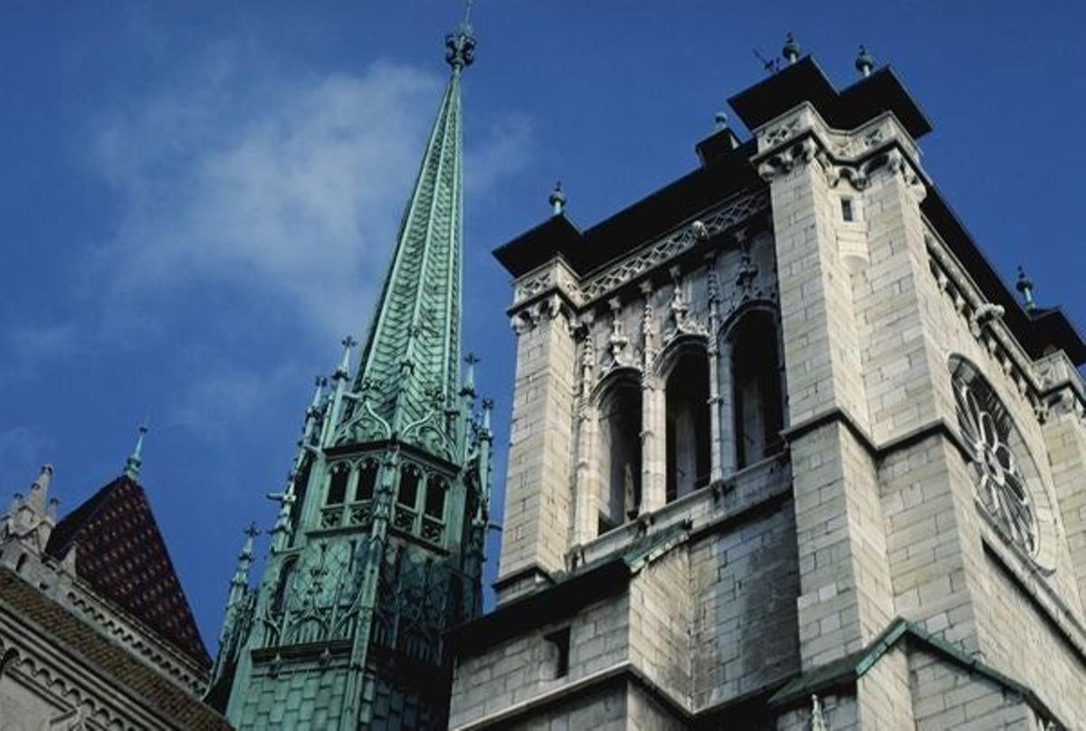 La Catedral de San Pedro en Ginebra