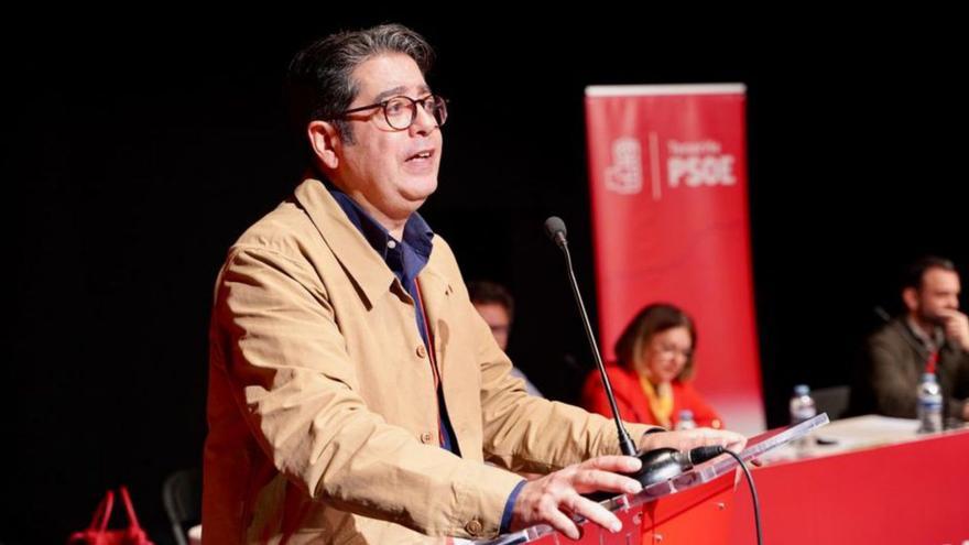 El PSOE critica la reducción de fondos para reformar los mercados del agricultor