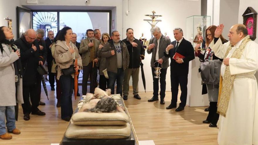 Un momento de la inauguración de la exposición.