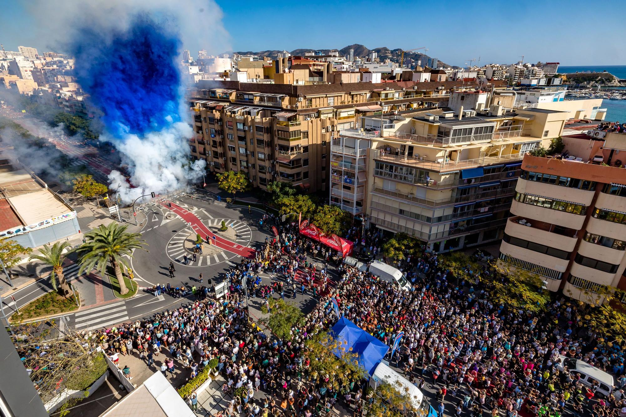 Primera mascletá de las Fiestas de Benidorm en honor a la Virgen del Sufragio