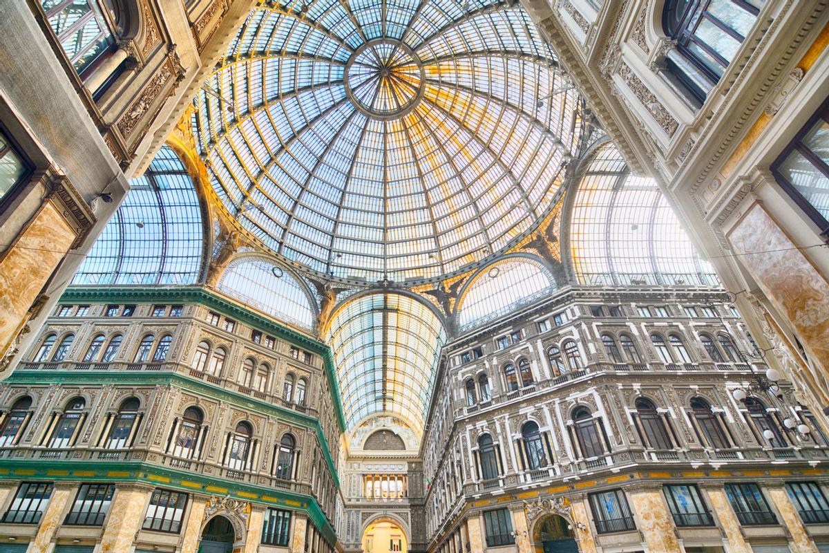 Galería Umberto I, Nápoles