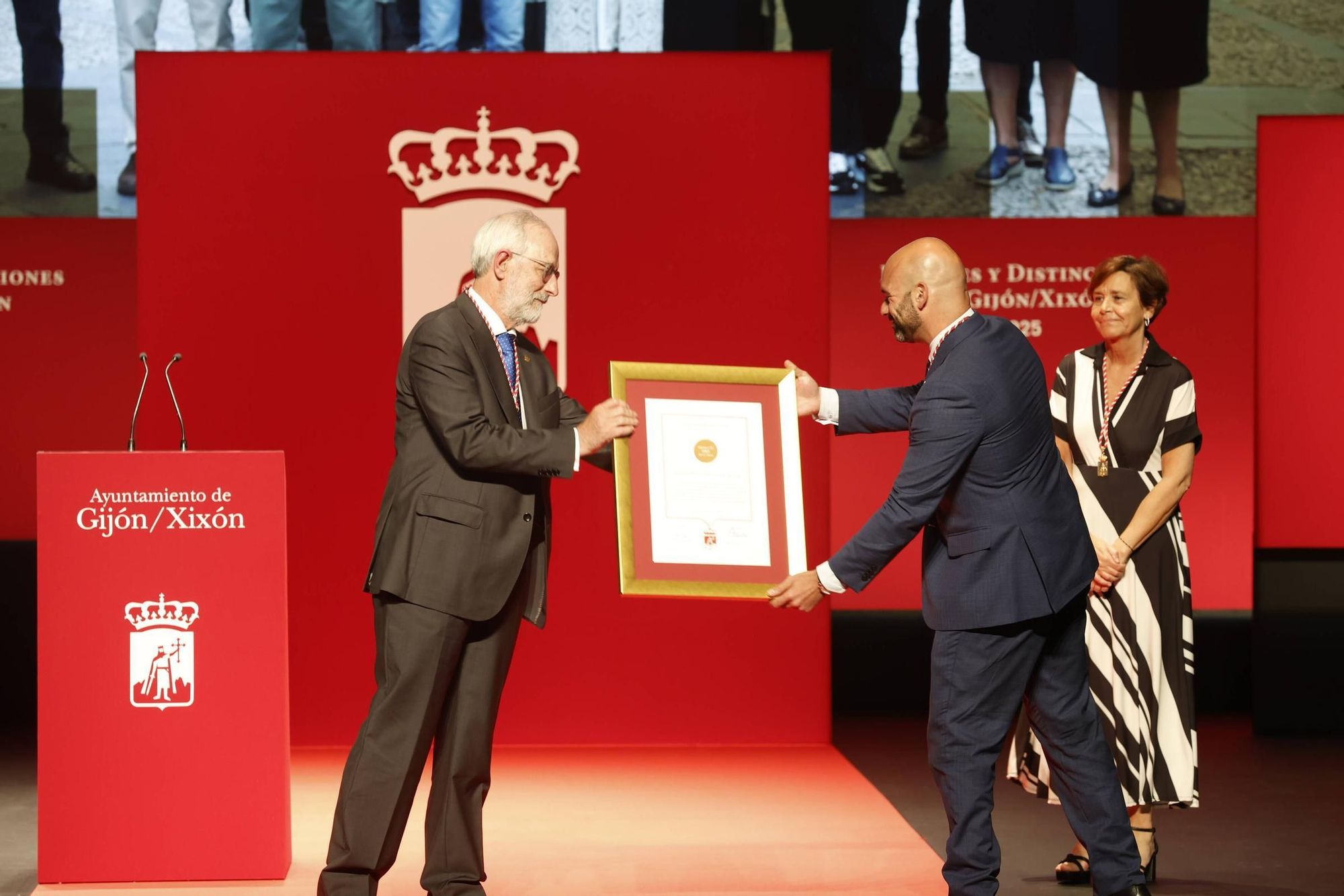La entrega de medallas y distinciones de Gijón, en imágenes