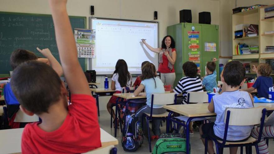 Educación reduce los docentes contra el fracaso escolar de la concertada