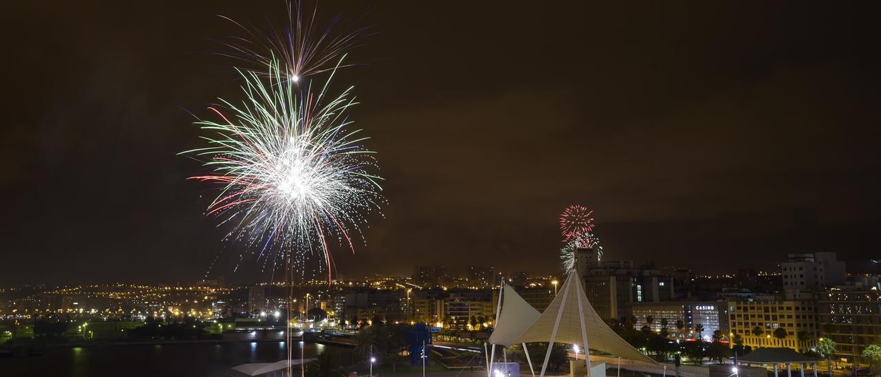 Espectáculo pirotécnico la noche de San Juan de 2021