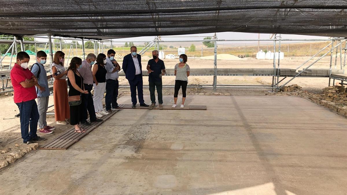 Los mosaicos se podrán ver en una serie de visitas guiadas que comenzarán en el puente del 15 de agosto.