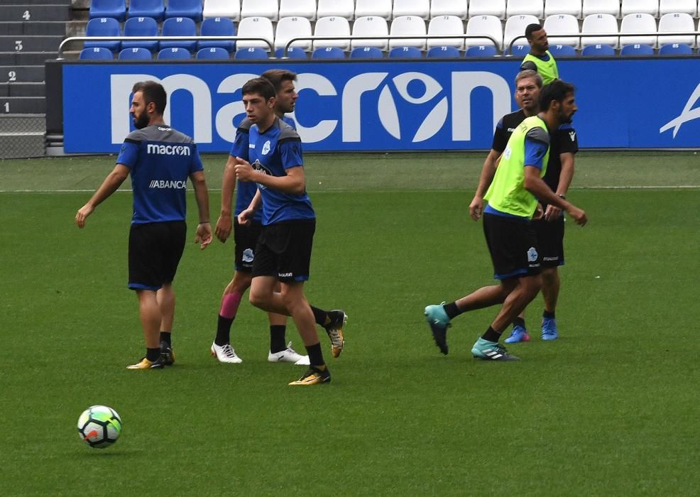 Sesión en Riazor para el duelo con el Levante