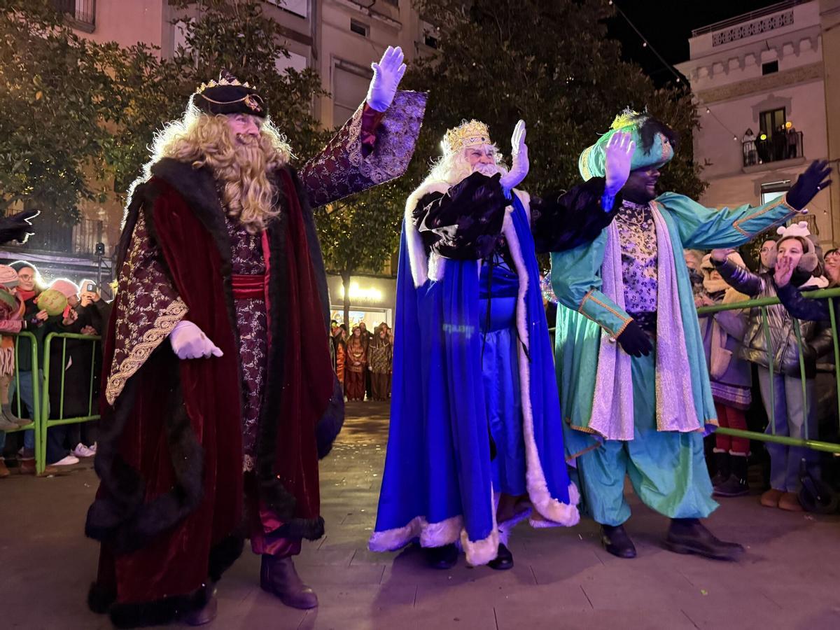 Imatges de la Cavalcada de Reis de Figueres 2026