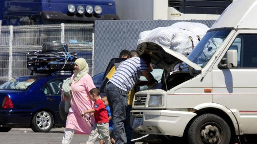 Rabat factura la sanidad que presta a las familias de sus inmigrantes