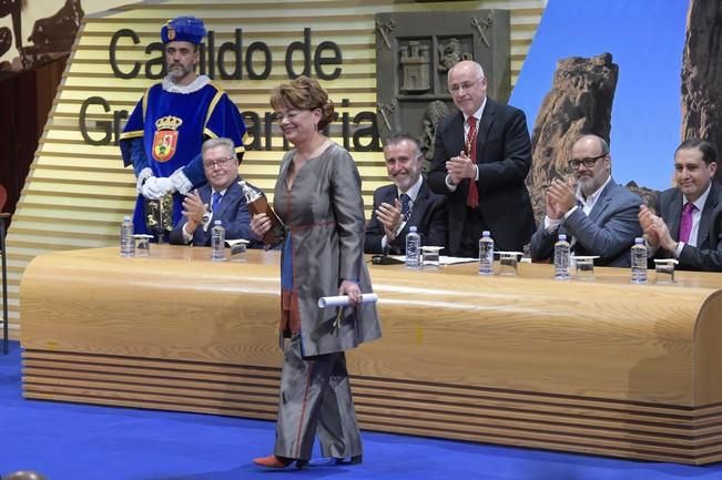 Entrega de Honores y Distinciones del Cabildo de ...