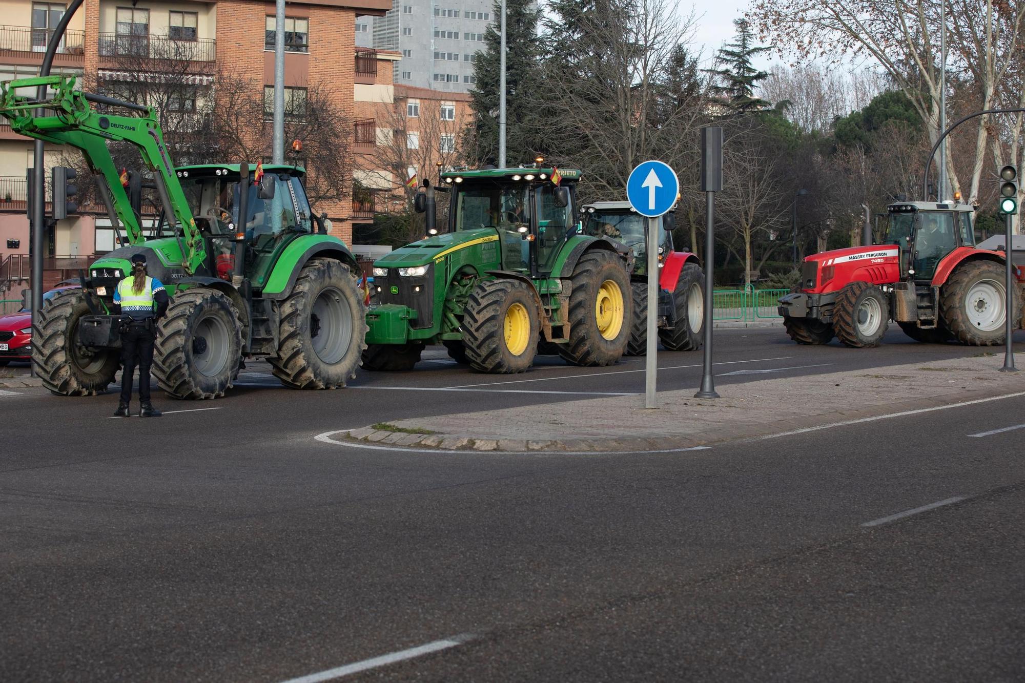 GALERÍA | Tractorada en Zamora: las mejores imágenes de un martes histórico para el campo de la provincia