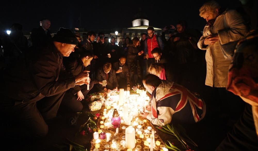 Londres recuerda a las víctimas del atentado