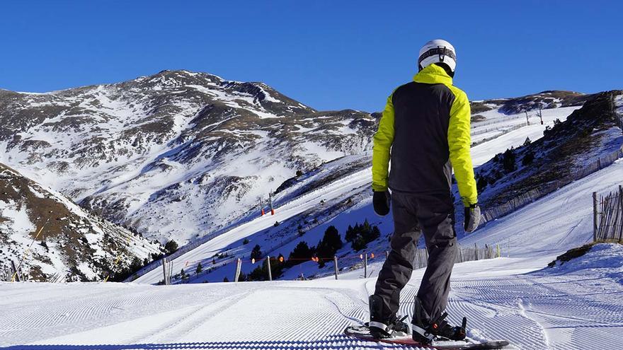 Les estacions d&#039;esquí del Pirineu afronten festes de Nadal pendents del cel