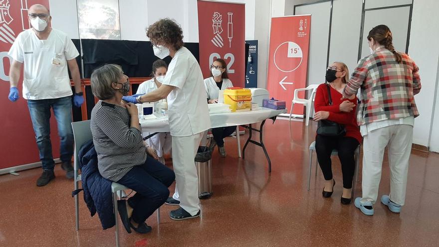 La Comunitat Valenciana ampliará los puntos de vacunación en mayo