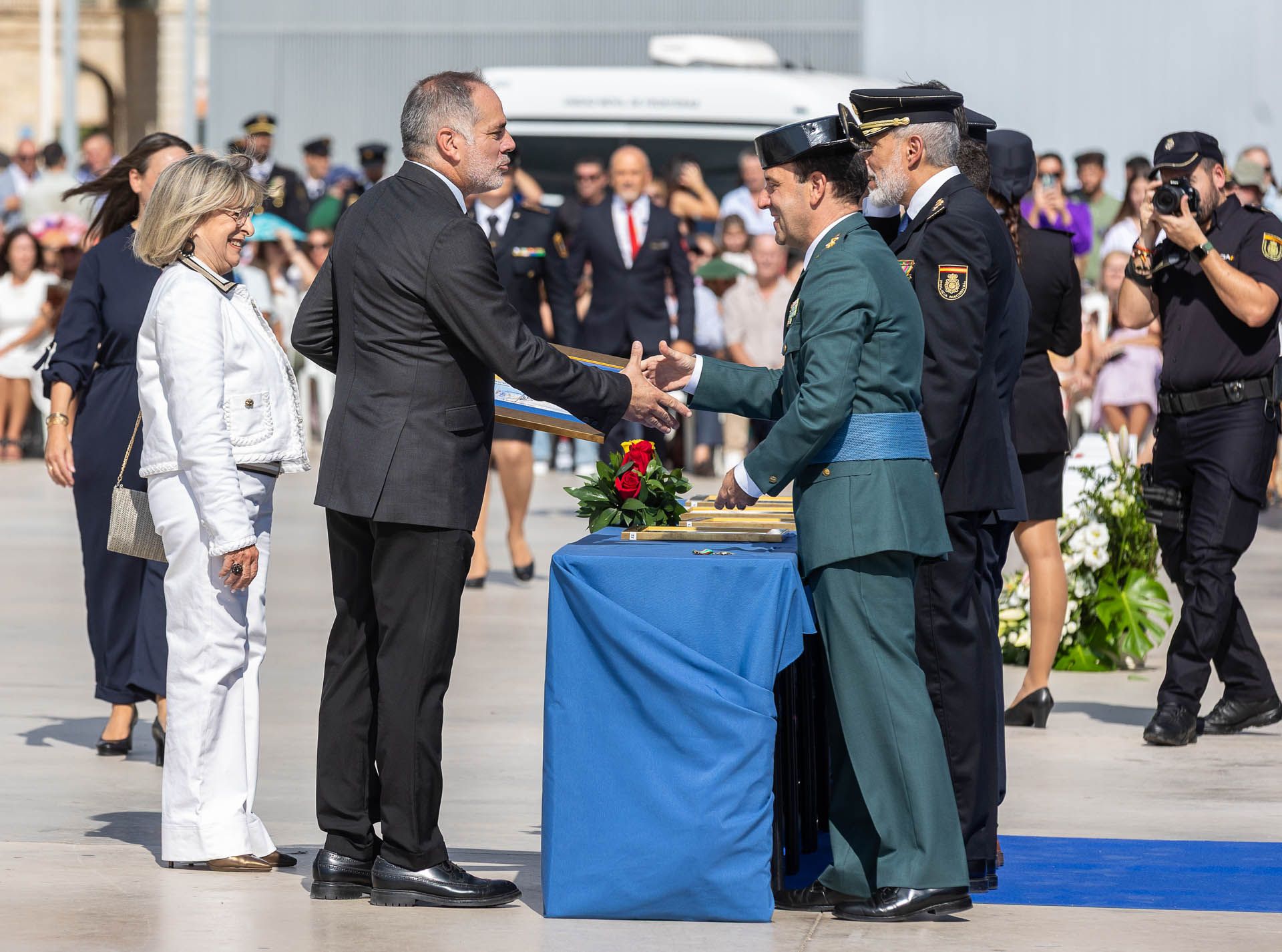 La Policía Nacional celebra en Alicante el día de su patrón