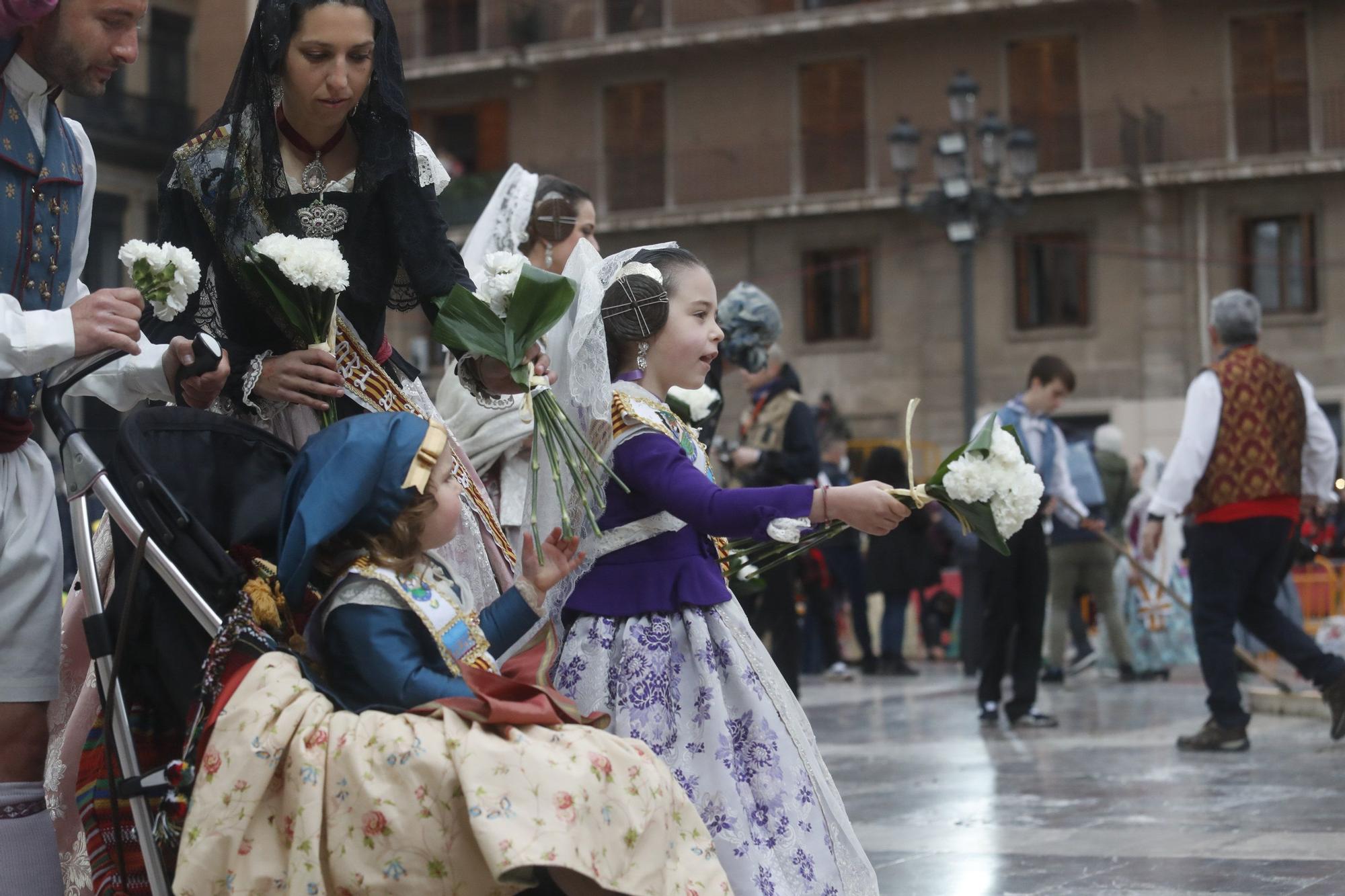 Búscate en el segundo día de ofrenda por la calle de la Paz (entre las 18:00 a las 19:00 horas)