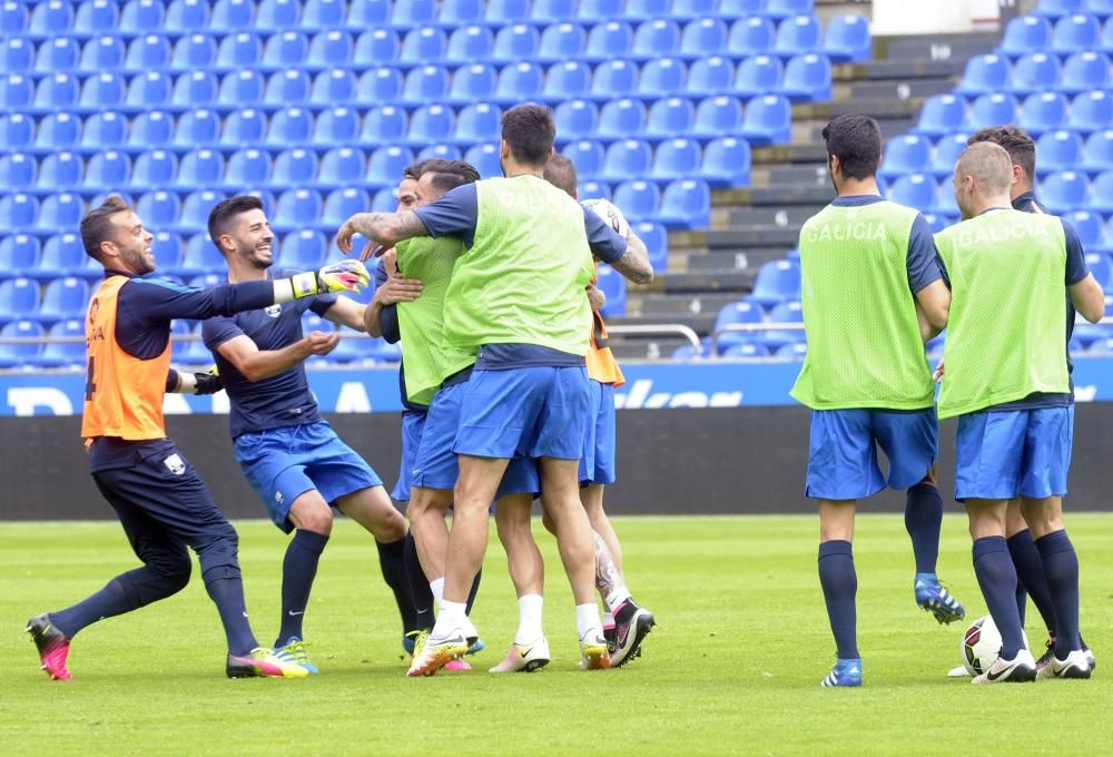 Entrenamiento de la Selección Galega en Riazor