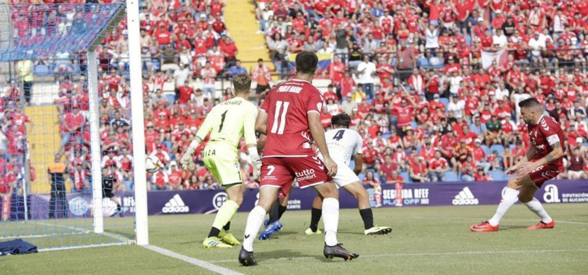 El Real Murcia toca el cielo con un merecido ascenso | FOTOS DE ISRAEL SÁNCHEZ