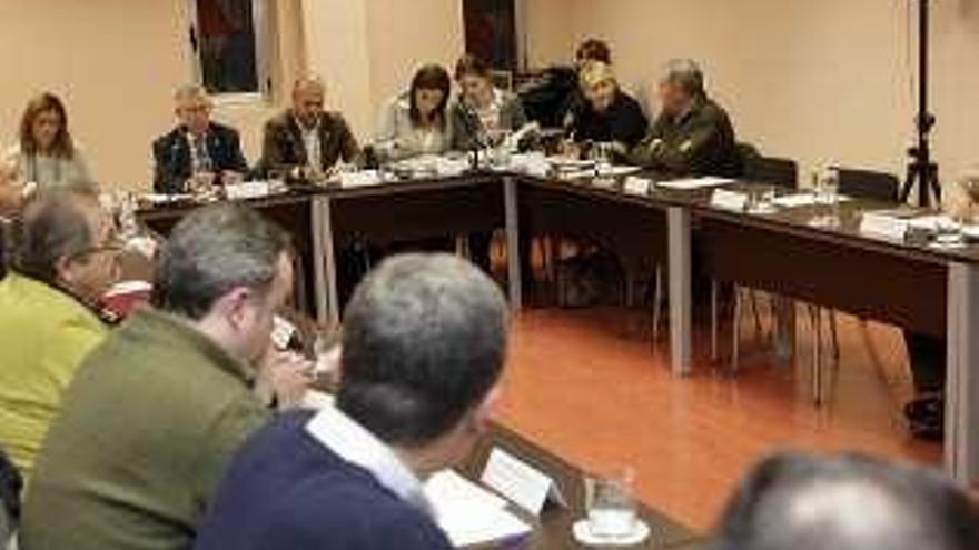 Una reunión del consejo de distrito de la zona oeste.