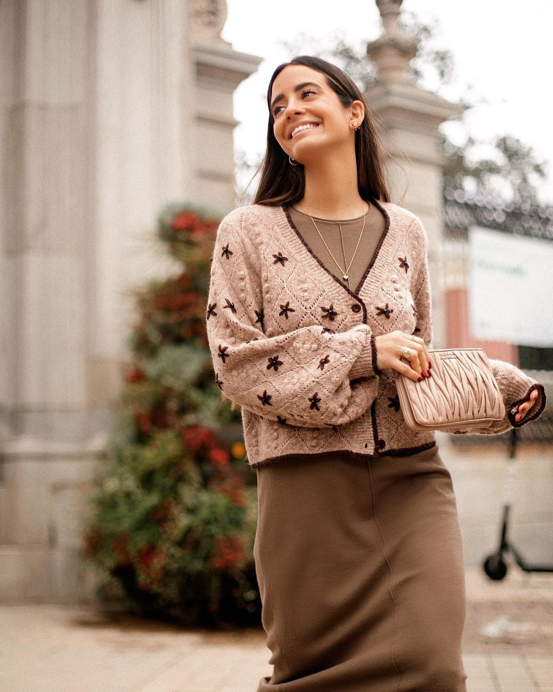 La chaqueta de punto más bonita que vas a encontrar en Zara este invierno  ya la ha llevado María Fernández Rubíes - Woman