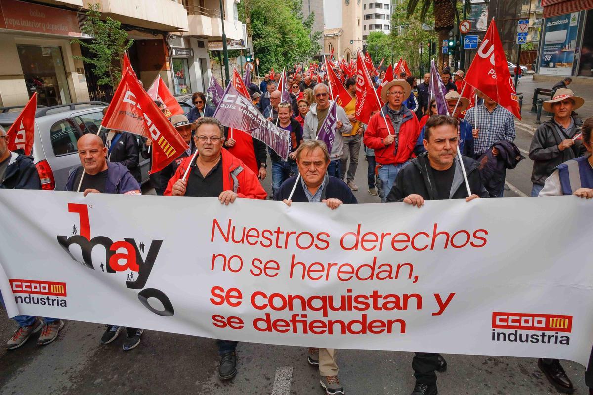 Las imágenes de la manifestación del 1 de Mayo en Alcoy Las imágenes de la manifestación del 1 de Mayo en Alcoy