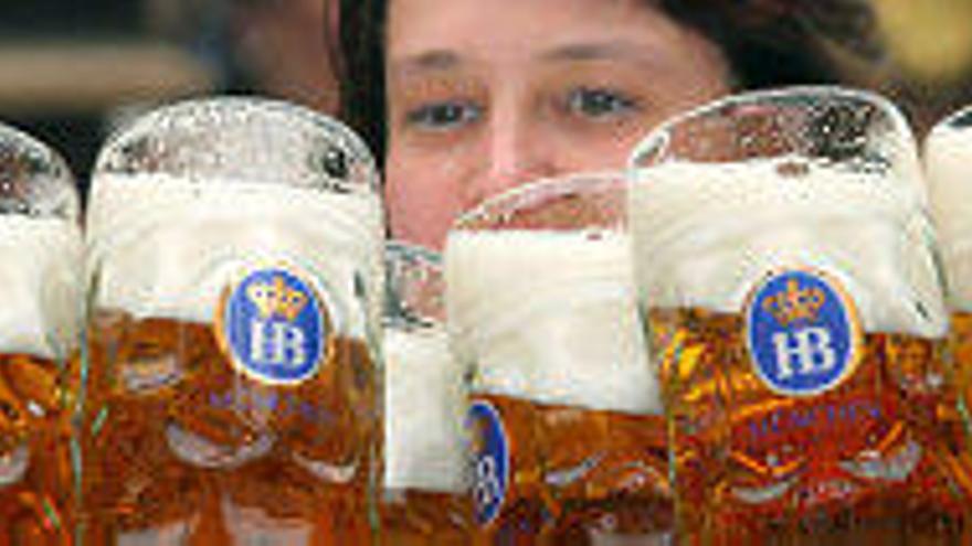El consumo moderado de cerveza rehidrata tras hacer deporte