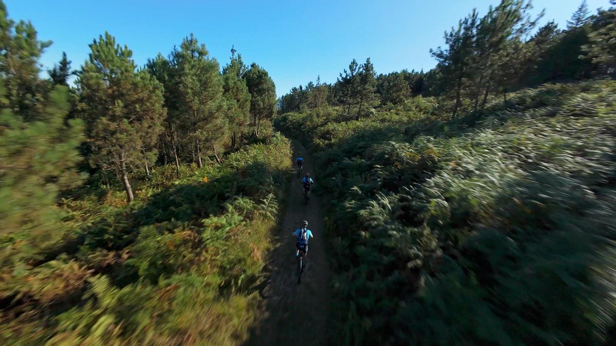 Cicloturistas por Piloña