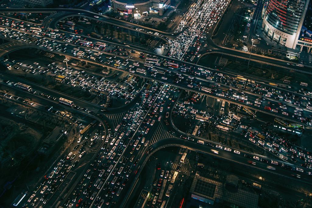 Con atascos así... mejor no ir con prisa