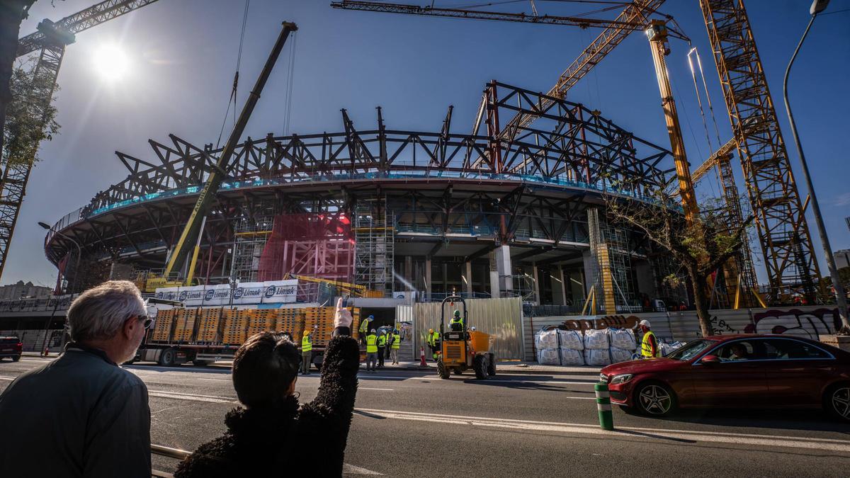 El aspecto de las obras del Camp Nou, este lunes 7 de abril.