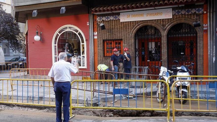 Un reventón en la calle Cánovas deja sin luz a 5.000 hogares