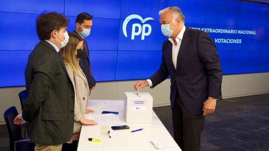 El presidente del comité organizador del congreso de abril del Partido Popular, Esteban González Pons.