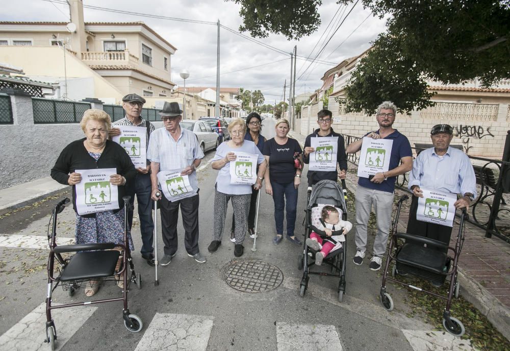 Aceras estrechas en Rabasa