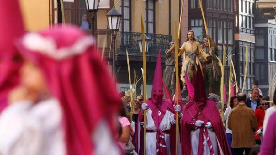 Procesión de la Real Cofradía de Jesús en su Entrada Triunfal en Jerusalem