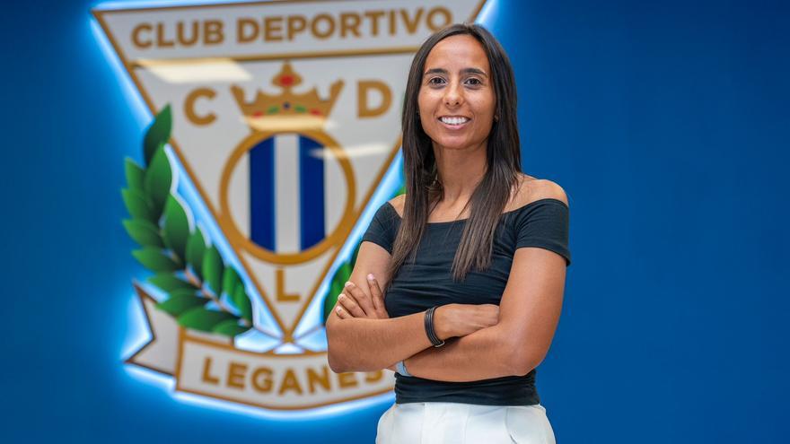 Ana Paredes: «Cada vez hay menos figuras que apuesten por el fútbol femenino extremeño»