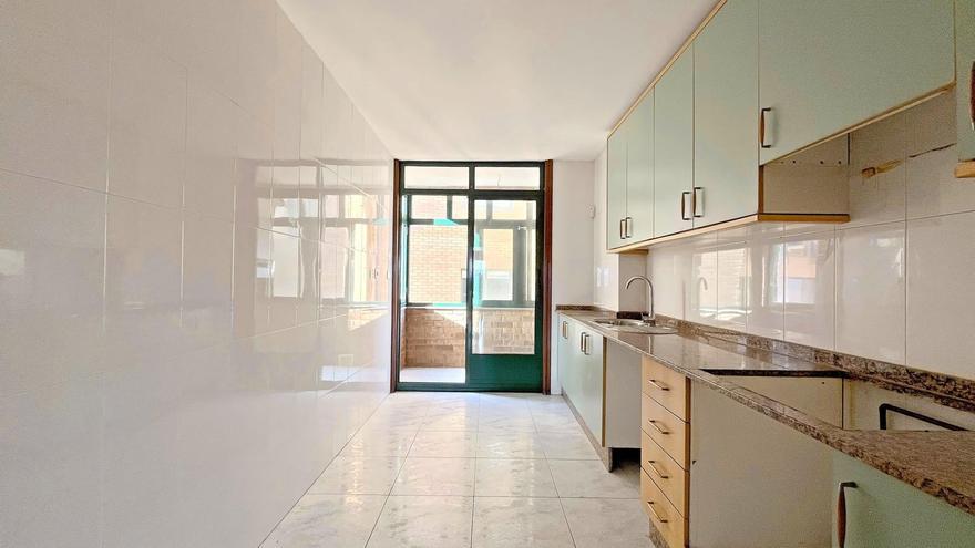 Un piso en Pastoriza de dos habitaciones por menos de 100.000 euros