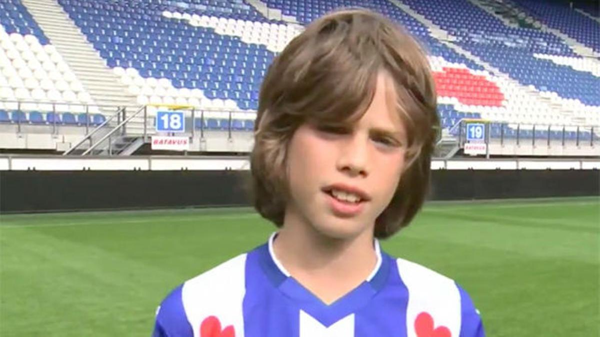 Kik Pierie, nuevo fichaje del Ajax, de pequeño: "Espero llegar al Barcelona"