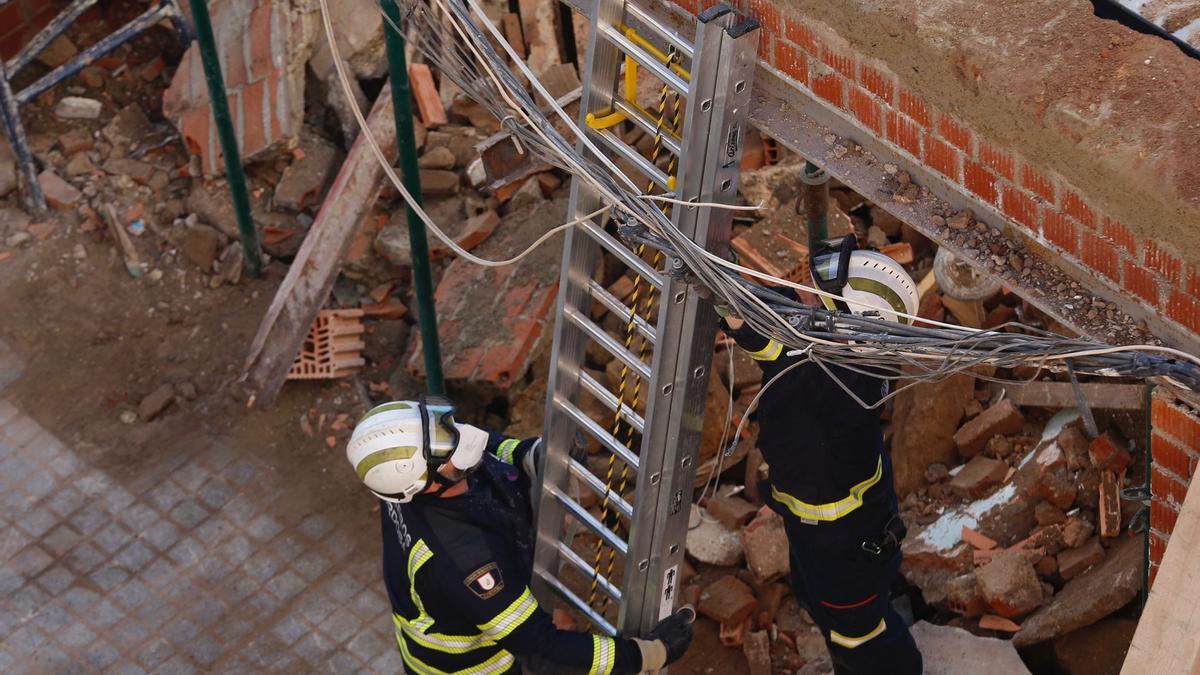 Derrumbe de una casa en obras en la calle de San Acisclo de Córdoba