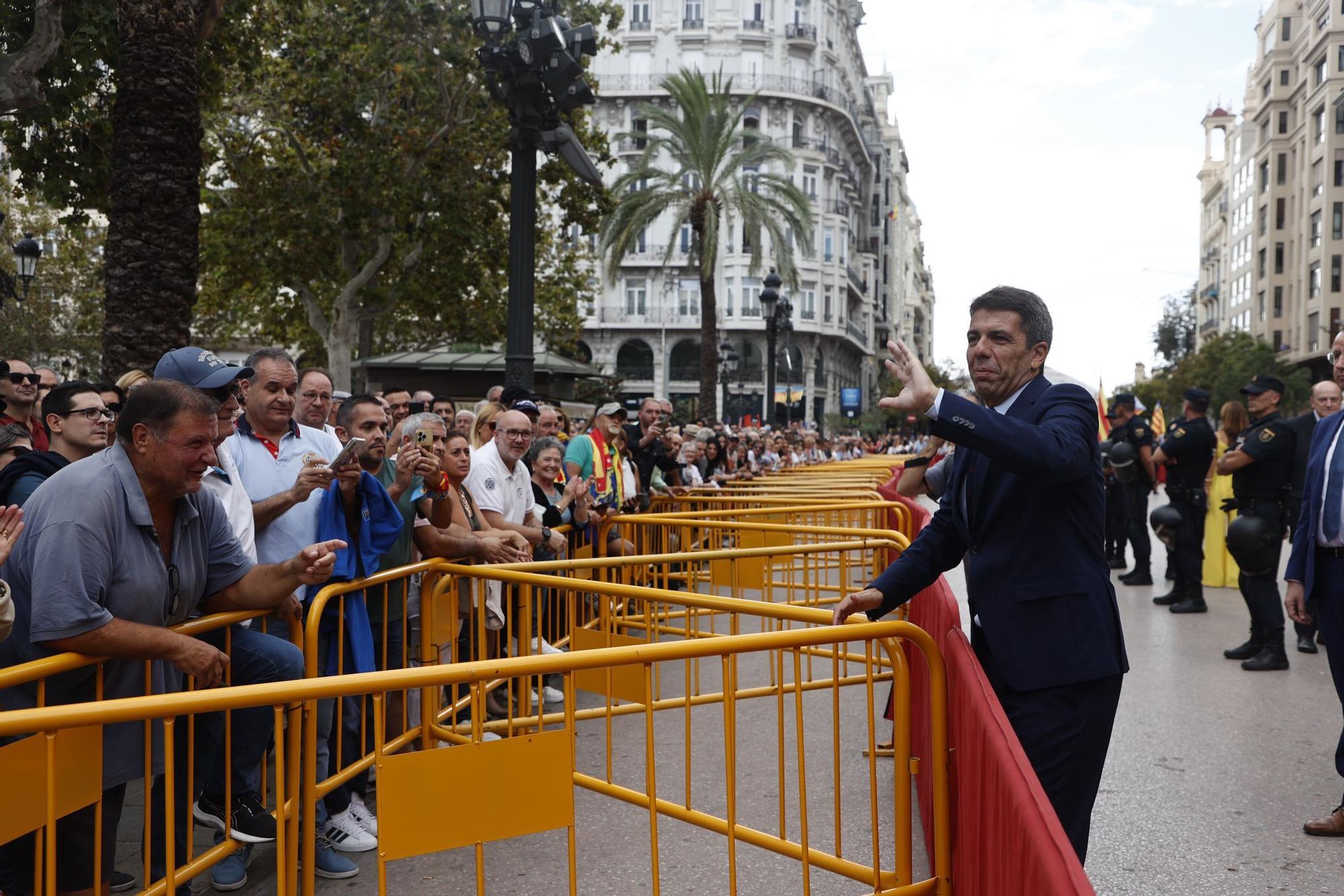 La procesión cívica deja imágenes para la historia