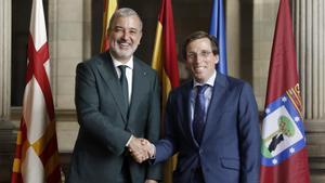 Las políticas de vivienda de Almeida y Collboni llevan a un choque Madrid-Barcelona en el Senado