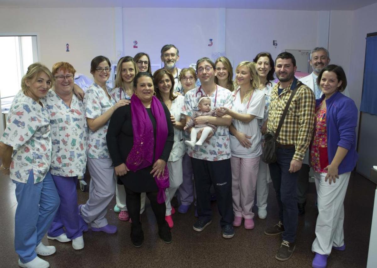 La pequeña tiene ahora ocho meses y pesa ya 4,5 kilos.