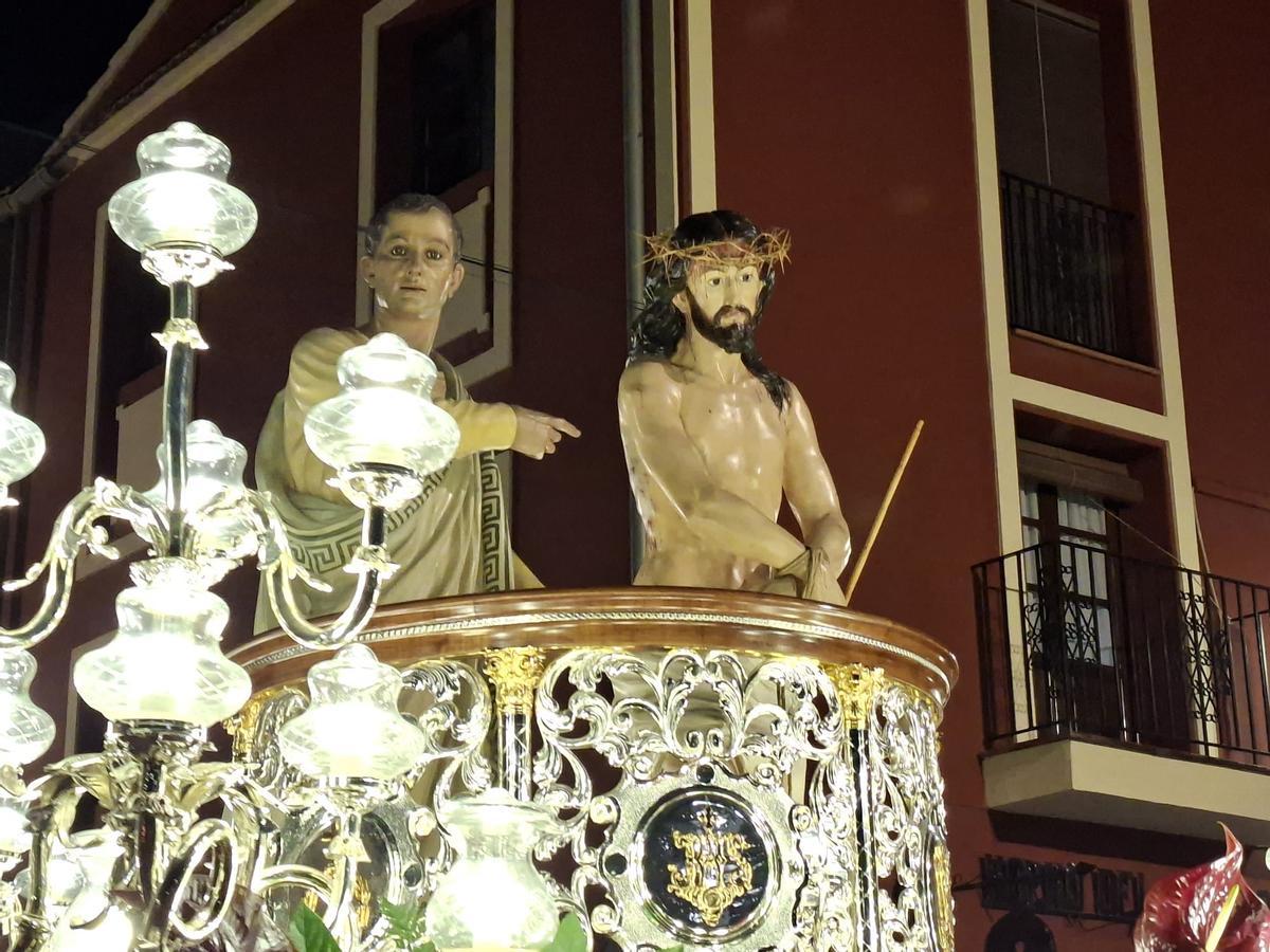El Cristo del Ecce-Homo procesionó este año de manera excepcional sin capa