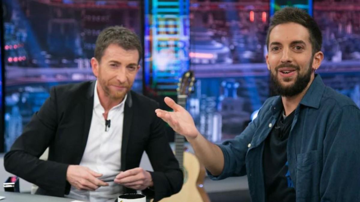 Este fue el regalo inusual que le hizo David Broncano a Pablo Motos cuando visitó 'El Hormiguero'