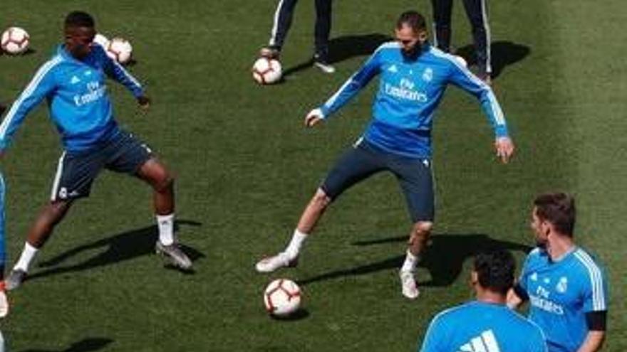 Zidane: &quot;Ha sido un año complicado, mejor que se acabe&quot;