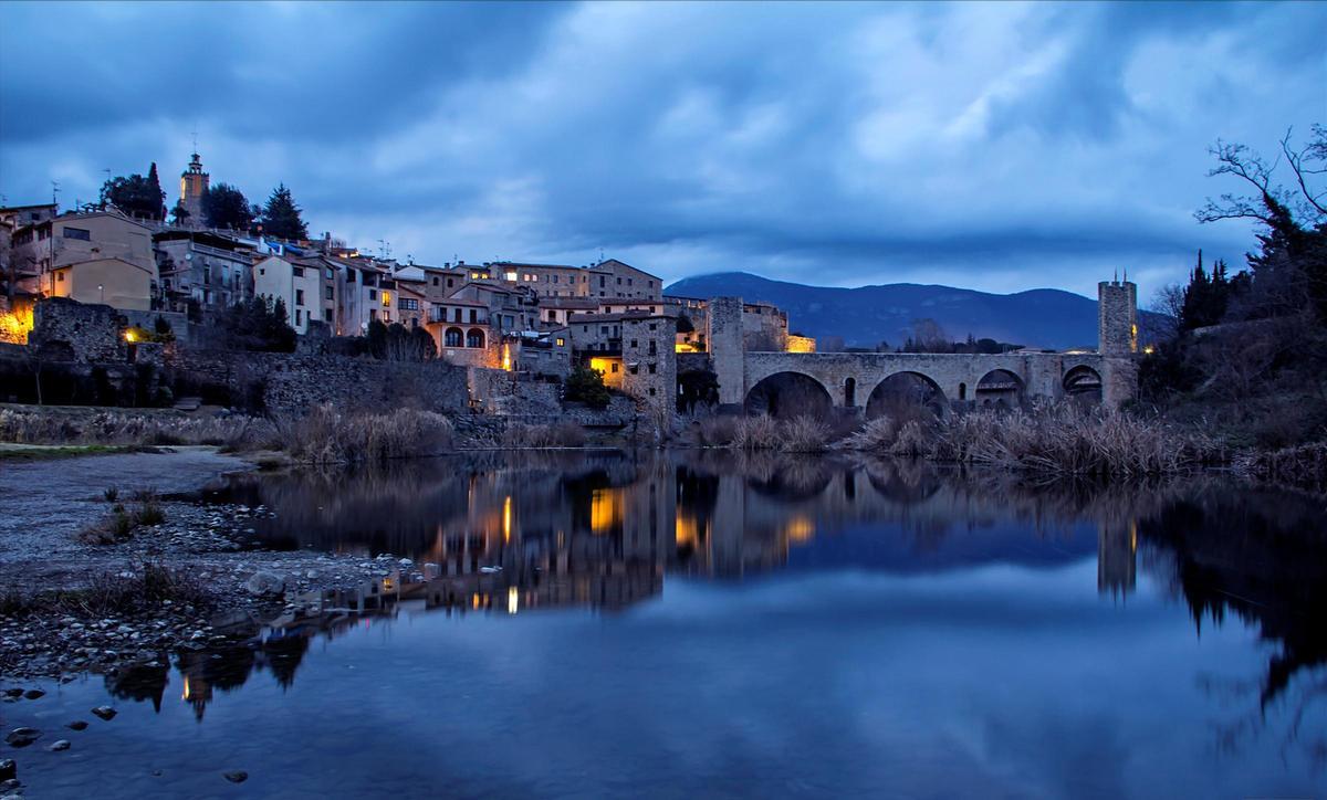 El Pont Vell de nit