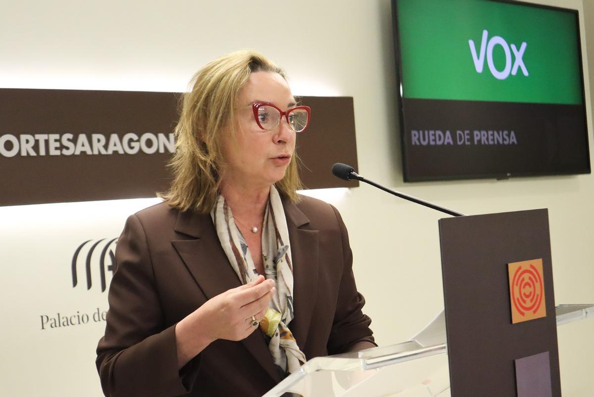 La portavoz adjunta de Vox, Carmen Rouco, este martes en rueda de prensa.