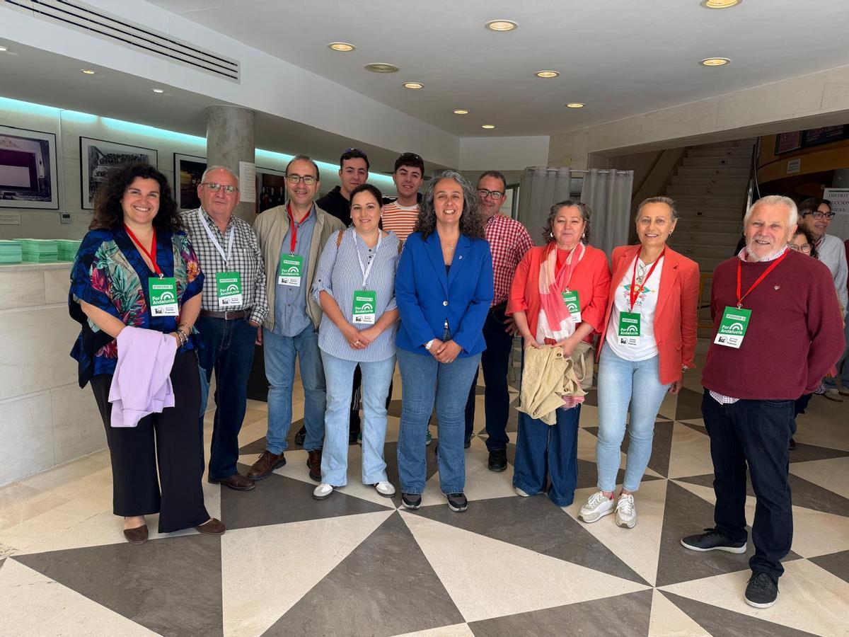 Rosa Rodríguez acude a votar este domingo en Montilla.