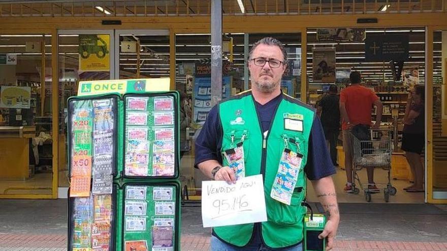 Habla el cuponero que repartió 105.000 euros en Salinas: "Cuando me enteré, me puse a llorar"