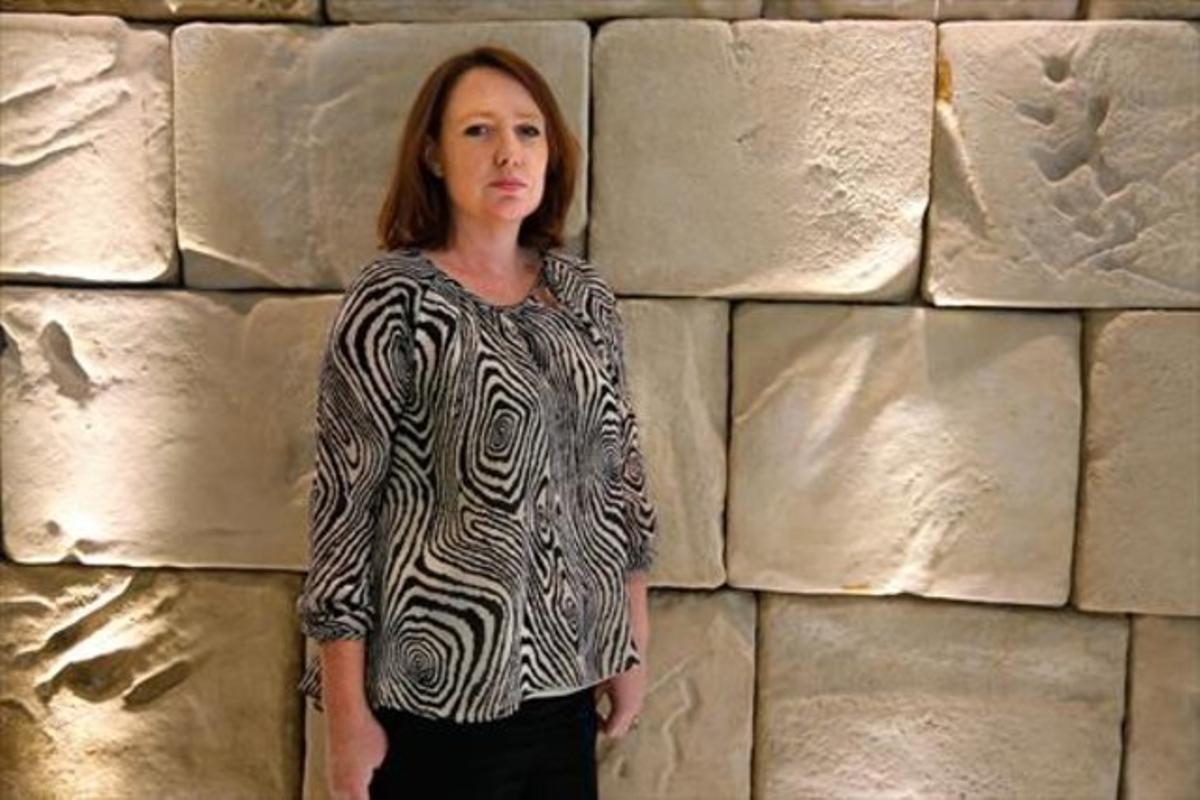 L’escriptora britànica Paula Hawkins, durant la seva visita a Barcelona.