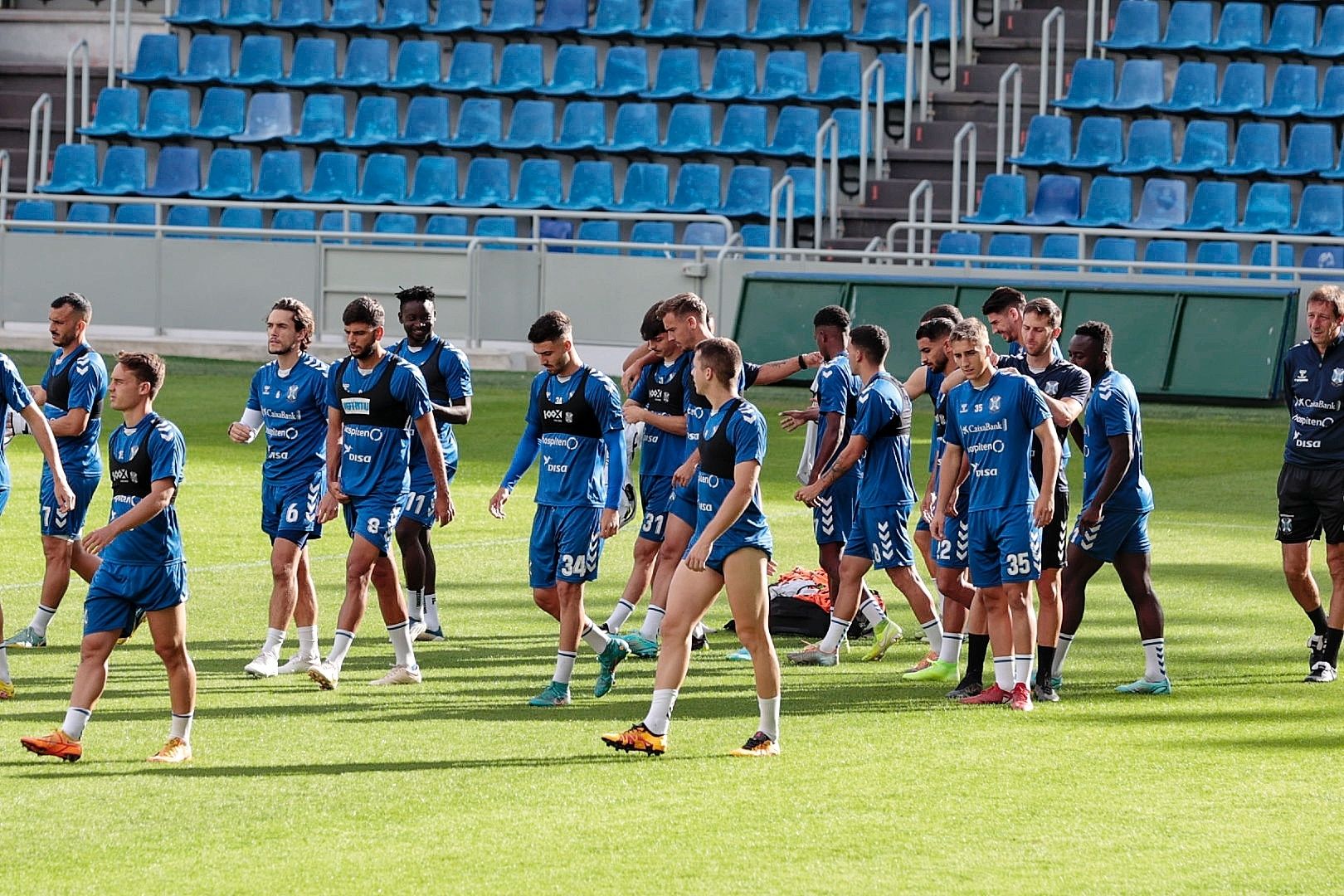 Entrenamiento del CD Tenerife antes del derbi canario