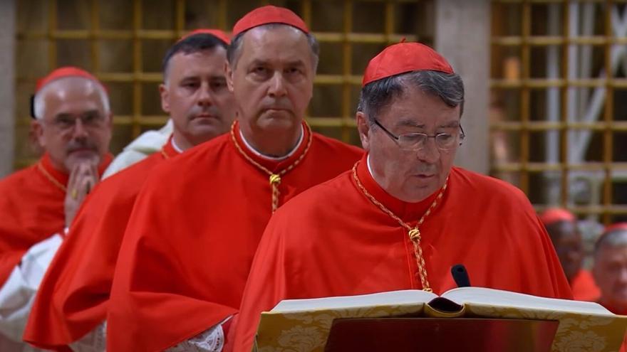 VÍDEO: Así fue el momento de la jura del cardenal "papable" asturiano Artime para el cónclave