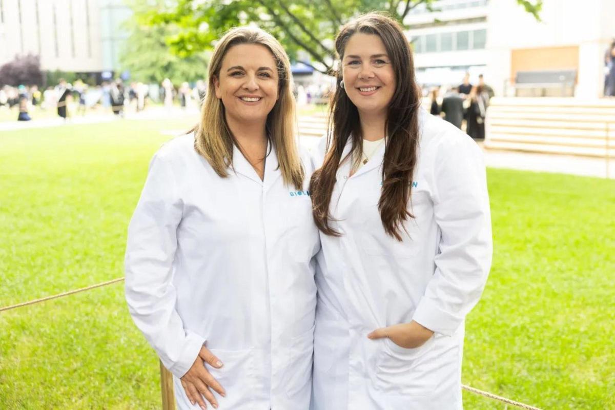 Las empresarias Charlotte Melia, a la izquierda, y su socia Christie Molgaard (derecha), impulsoras de la iniciativa